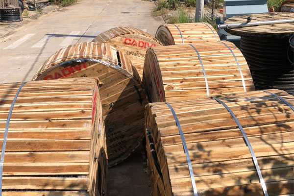 Cáp Nhôm Vặn Xoắn CADIVI 2×25 1 Cáp Nhôm Vặn Xoắn CADIVI 2×25 1